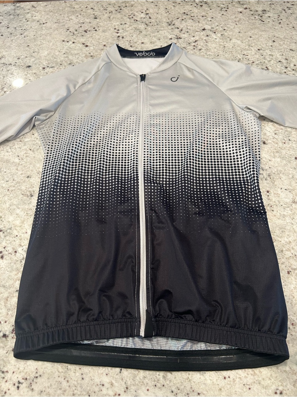 Velocio Men's Halftone Ultralight Cycling Jersey Medium - Light Grey/Black Fade